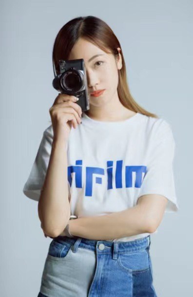 李晗 Han Li照片