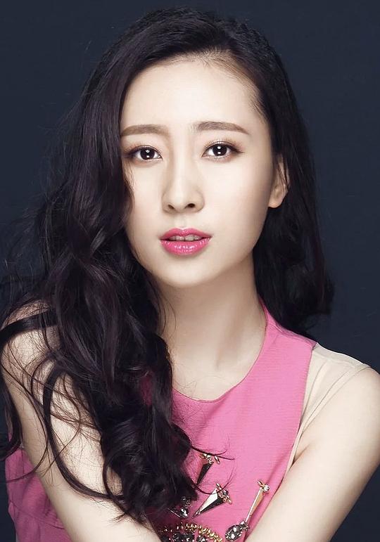 潘馨 Xin Pan照片