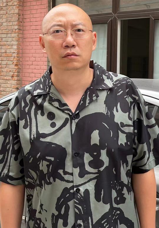 朱岳 Yue Zhu照片
