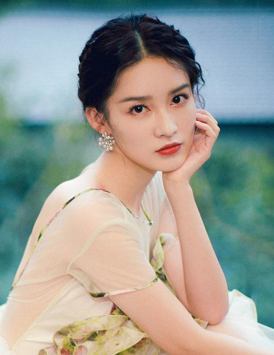 李沁 Qin Li照片