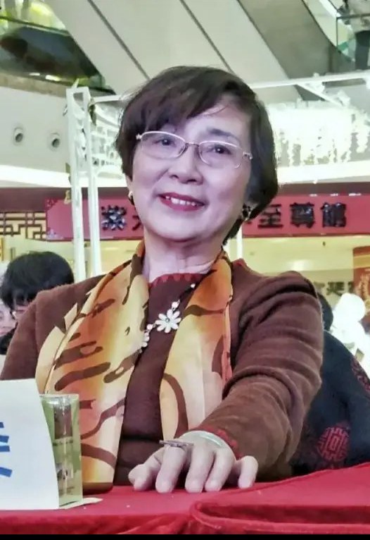 卢萍 Ping Lu照片