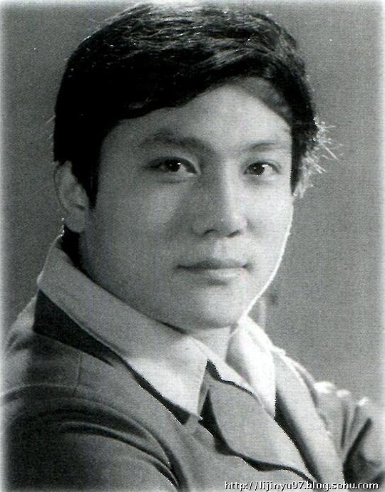 郝一平 Yiping Hao照片