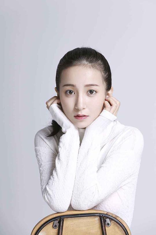 卢佳 Jia Lu照片