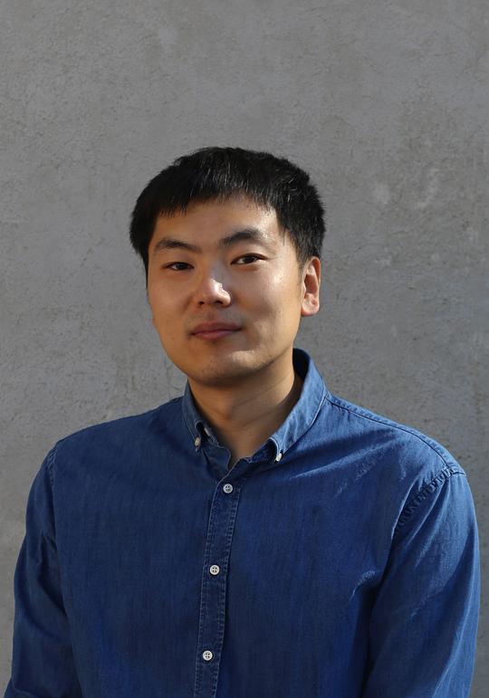 朱云逸 Yunyi Zhu照片