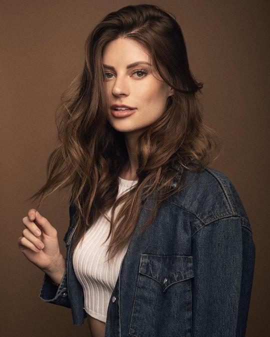 汉娜·斯托金 Hannah Stocking照片