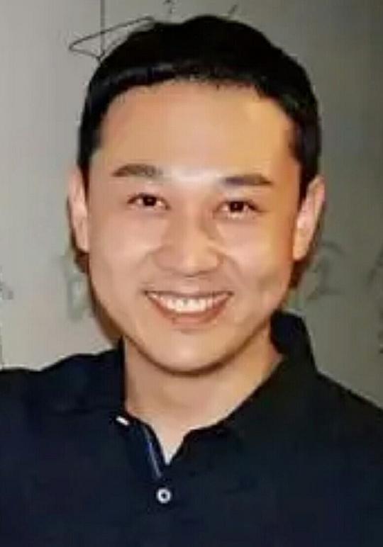 董伟 Wei Dong照片