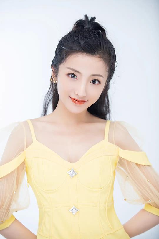 厉蔺菲 Linfei Li照片