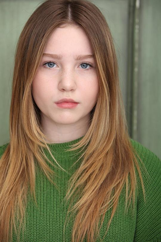 艾拉·安德森 Ella Anderson照片