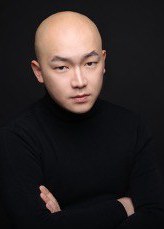 卢特照片