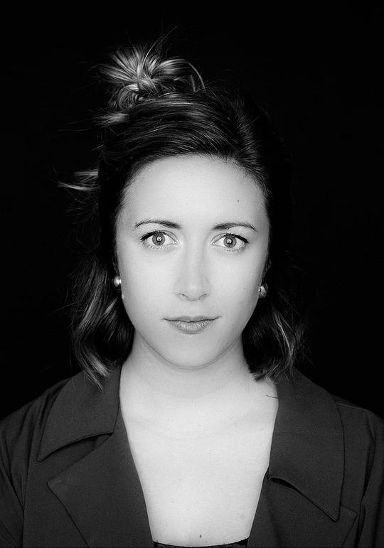 阿丽亚娜·路易斯·塞兹 Ariane Louis-Seize照片