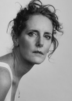 蒂娜·萨特 Tina Satter照片