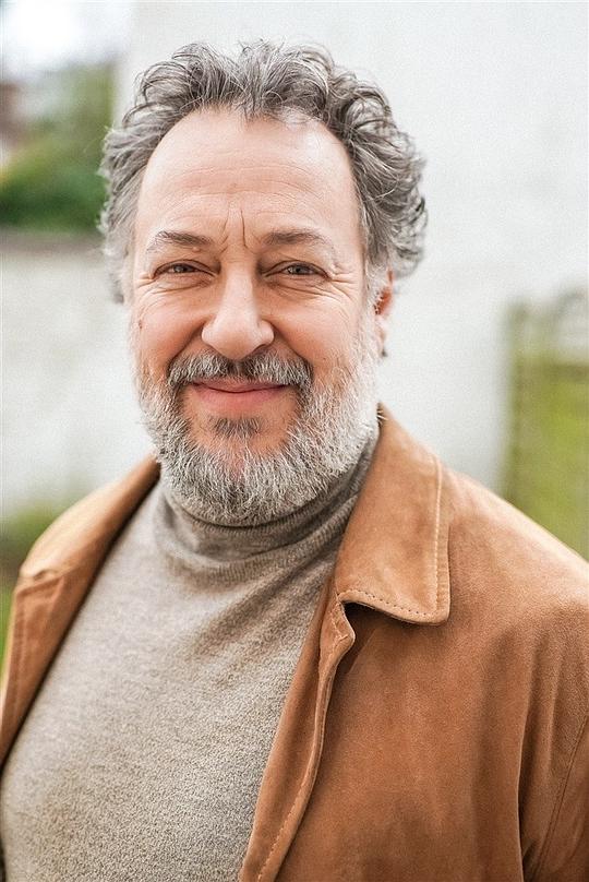 让-亨利·康佩尔 Jean-Henri Compère照片
