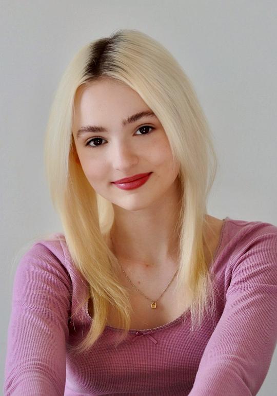 阿莱·嘉德 Aly Jade照片