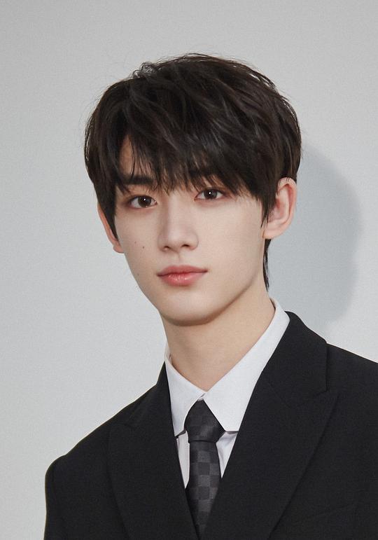 丁程鑫 Chengxin Ding照片