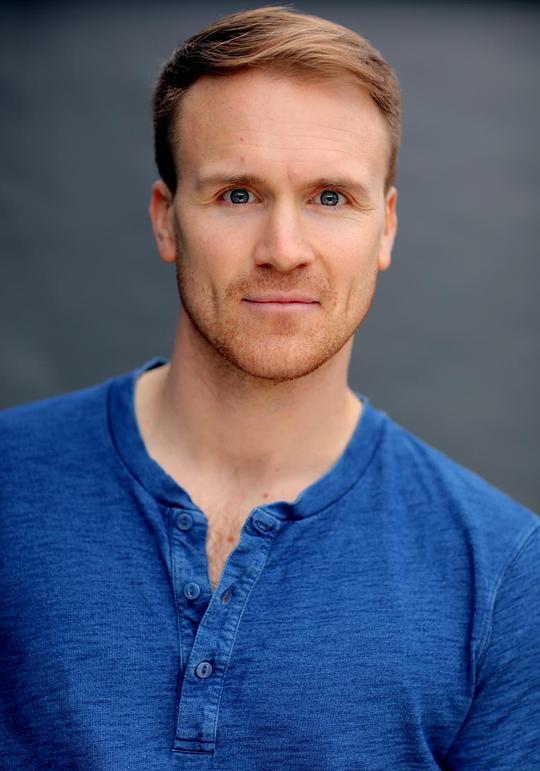 Paddy Wallace照片