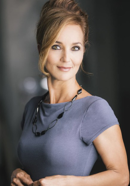 米歇尔·布雷津斯基 Michelle Brezinski照片