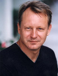 斯特兰·斯卡斯加德 Stellan Skarsgård照片