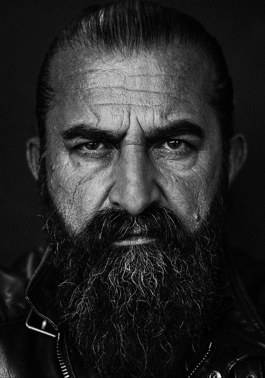 卡齐姆·德米尔巴斯 Kazim Demirbas照片