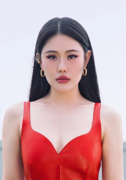 袁娅维 Tia Ray照片