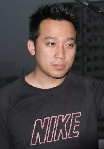 侯嵩松 Songsong Hou照片