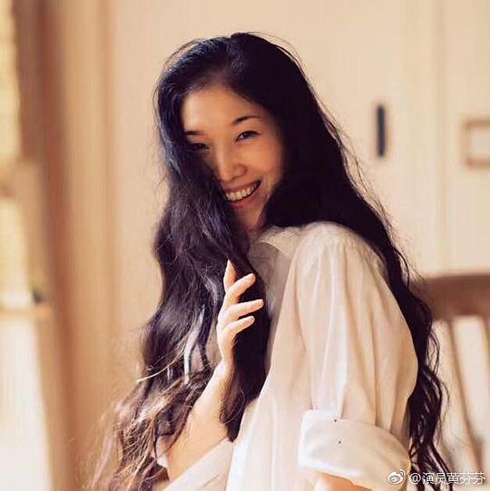黄芬芬照片
