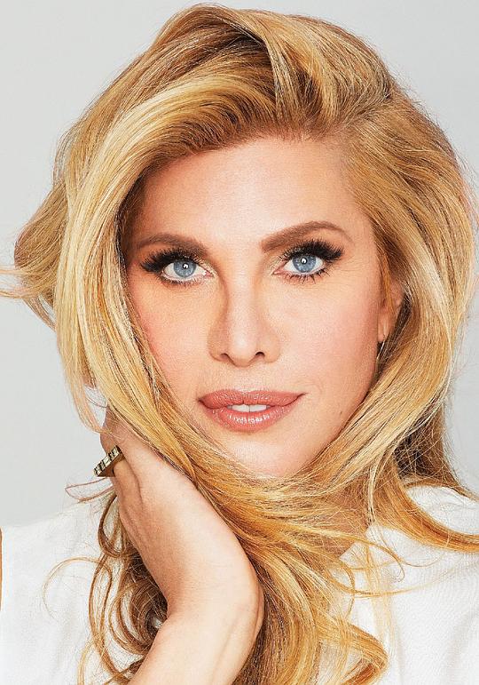 坎迪丝·凯恩 Candis Cayne照片
