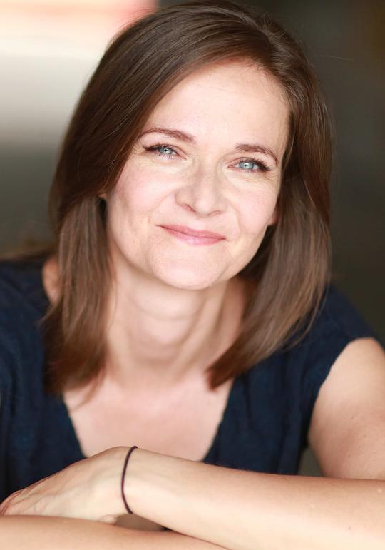 伊妮德·格雷厄姆 Enid Graham照片