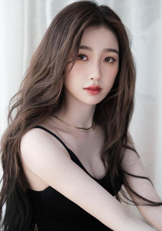 虞书欣 Shuxin Yu照片