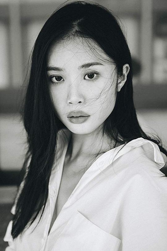 维多利亚·洛克 Victoria Loke照片