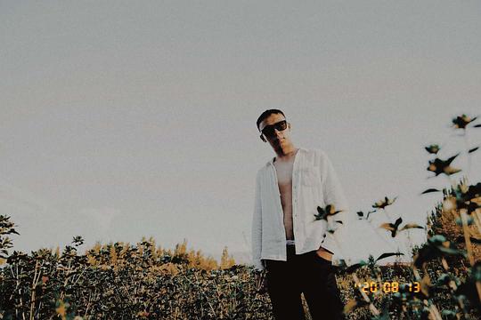 伊合山·依马木 Ehsan Emam照片