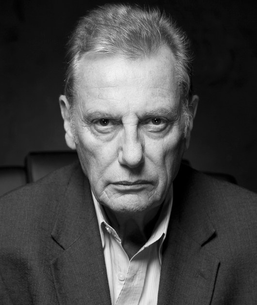 保罗·达罗 Paul Darrow照片