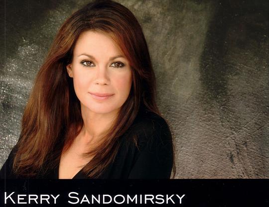 克莉·桑多米尔斯基 Kerry Sandomirsky照片