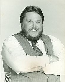 丹尼斯·伯克利 Dennis Burkley照片