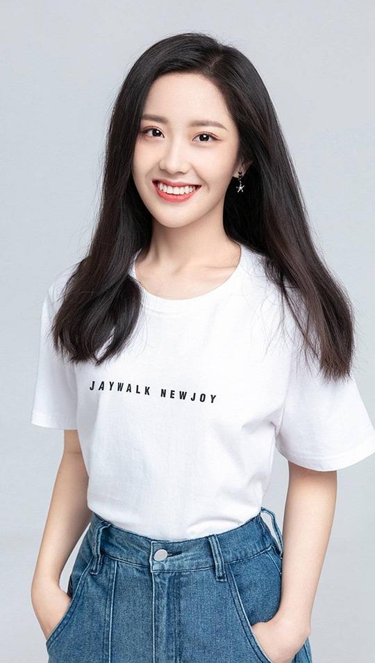 王艺瑾 Yijin Wang照片