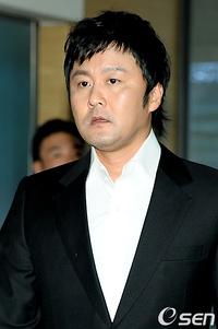 孔炯轸 Hyeong-jin Kong照片
