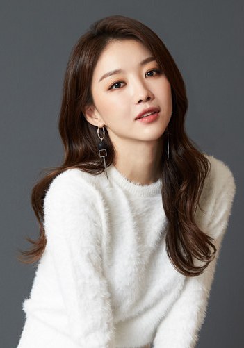 张熙珍 Hie-jin Jang照片