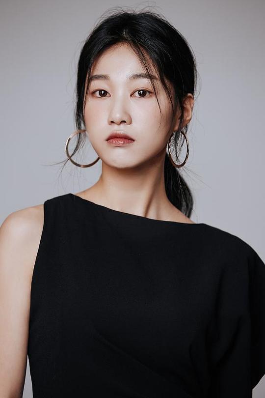 河允庆 Yoon-kyeong Ha照片