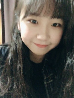 黄多瑟 Hwang Da-Seul照片