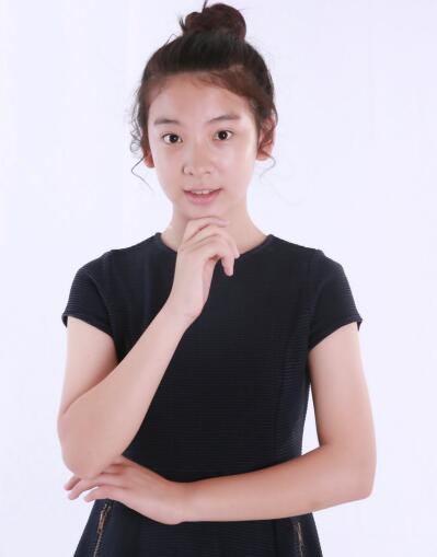 蒋欣悦 Xinyue照片