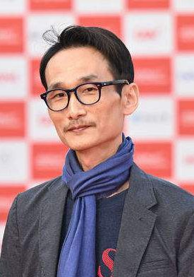 洪勇浩 Yong-Ho Hong照片
