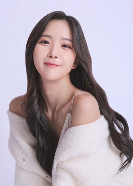 赵贤荣 Hyun-young Cho照片