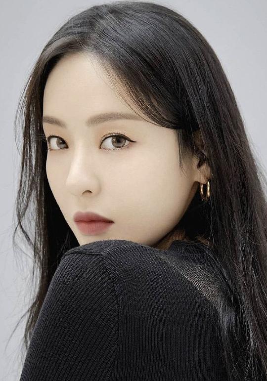 李多熙 Da-hee Lee照片