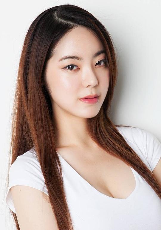 徐利娜 Seo Rina照片