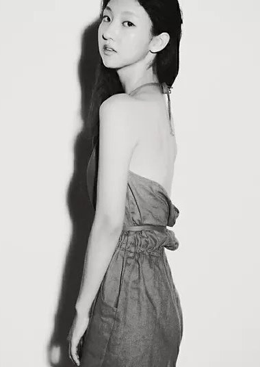 延礼智 Yeji Yeon照片