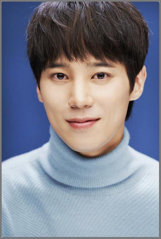 尹成模 Sungmo Yoon照片