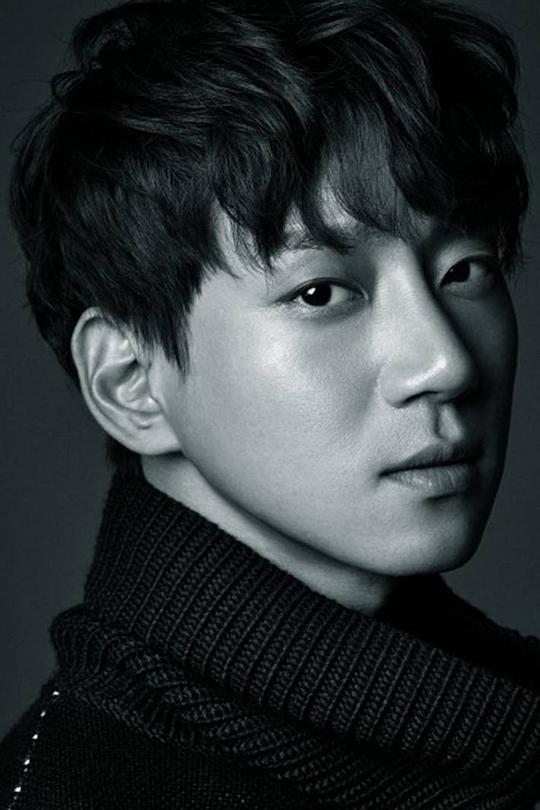 黄致列 Hwang Chi Yeul照片