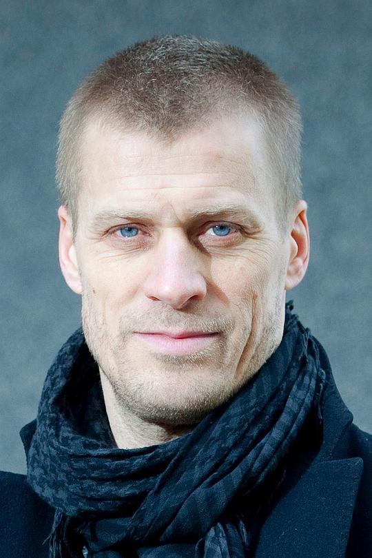 延斯·赫尔腾 Jens Hultén照片