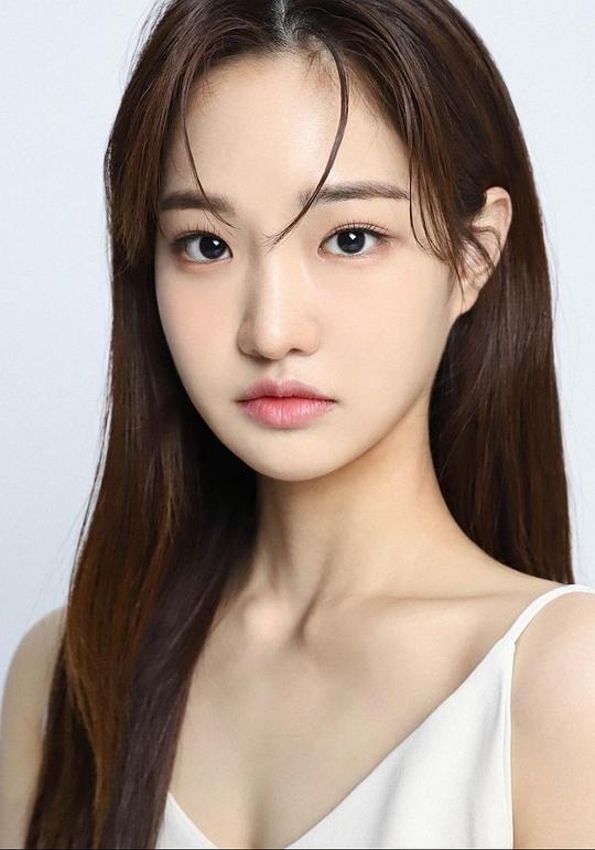 金松菲 Kim Sol Bi照片