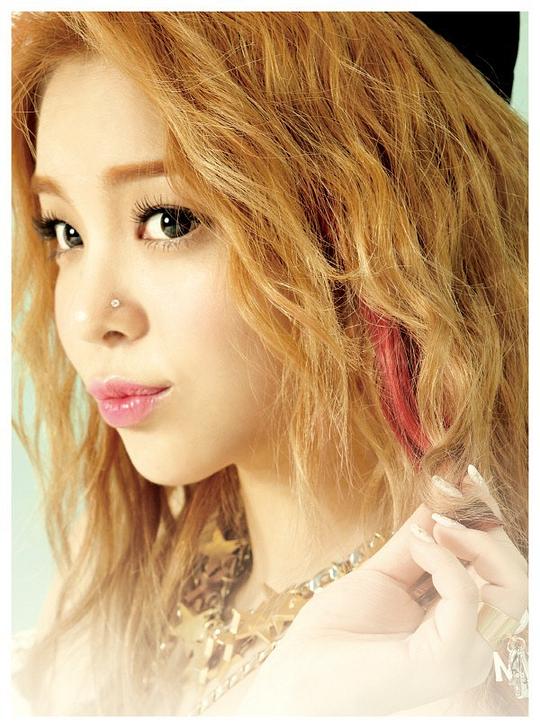 李艺真 Ailee照片
