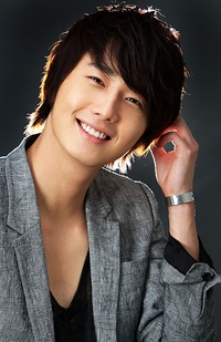 丁一宇 Jung Il Woo照片
